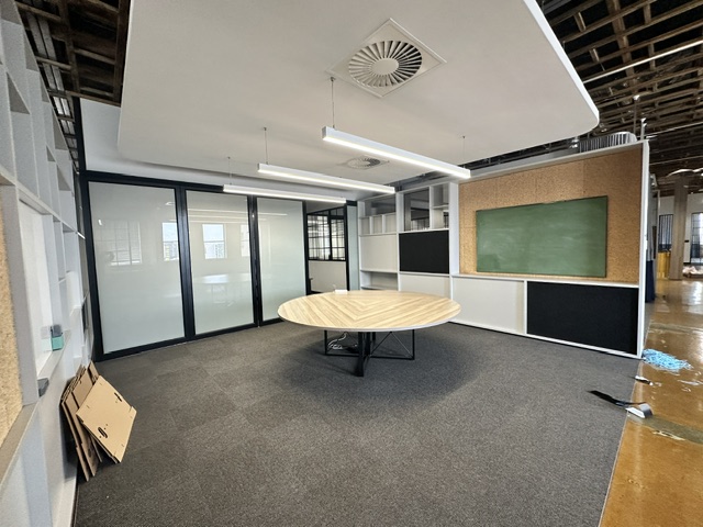 To Let Commercial Property for Rent in Woodstock Western Cape